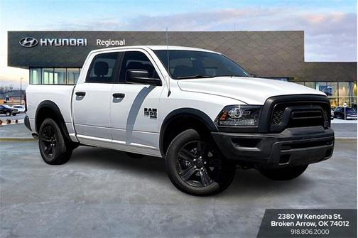 2024 RAM 1500 Classic Warlock Crew Cab 4x4 5'7' Box
