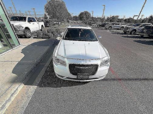 Ivory Tri-Coat Pearl 2015 Chrysler 300 S