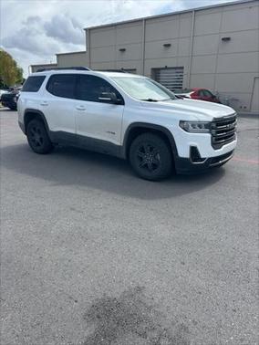 2020 GMC Acadia AWD AT4