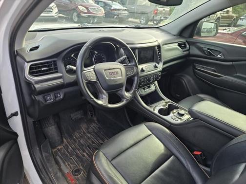 2020 GMC Acadia AWD AT4