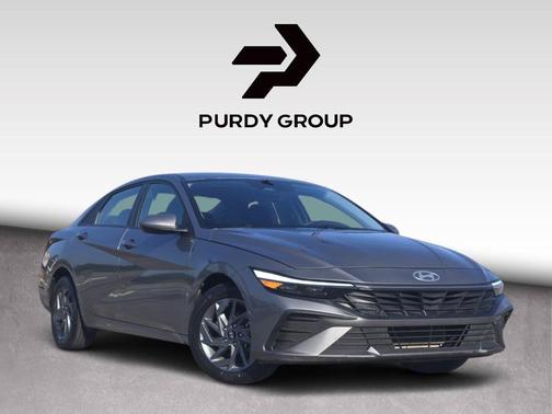 Fluid Metal 2024 Hyundai ELANTRA SEL