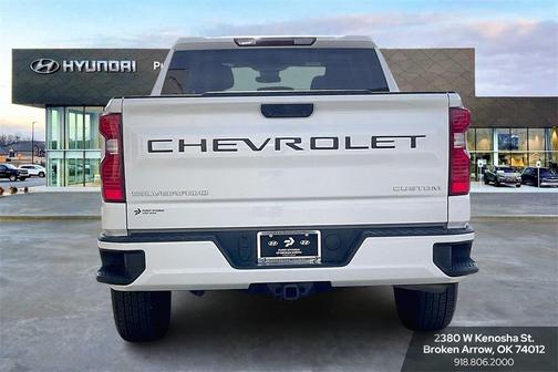 2023 Chevrolet Silverado 1500 Custom