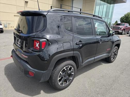 2023 Jeep Renegade Trailhawk