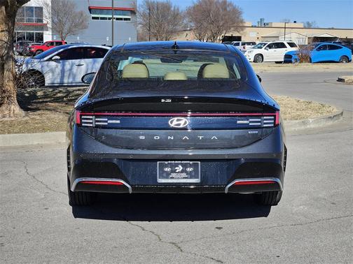 2026 Hyundai SONATA Hybrid Limited