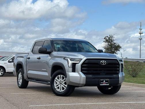Celestial Silver Metallic 2022 Toyota Tundra SR5