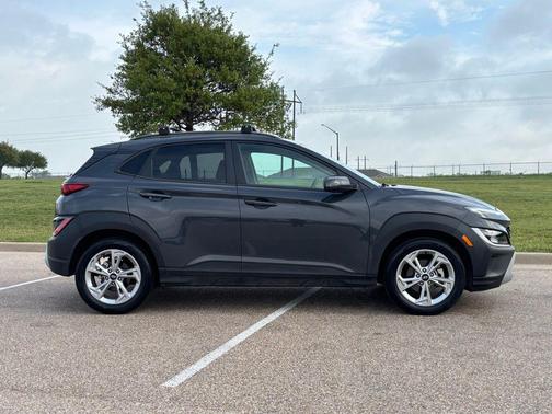Ecotronic Gray 2023 Hyundai KONA SEL