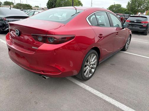 Soul Red Crystal Metallic 2019 Mazda Mazda3 FWD w/Select Package