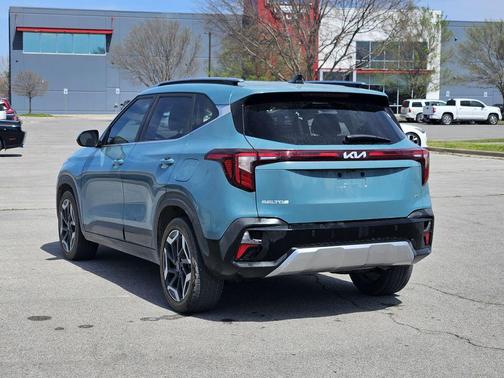 Pluton Blue 2025 Kia Seltos SX Turbo