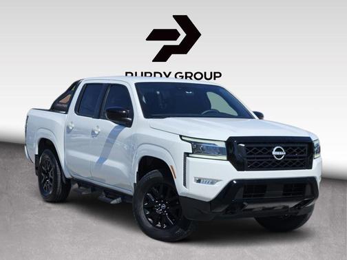 Glacier White 2023 Nissan Frontier SV