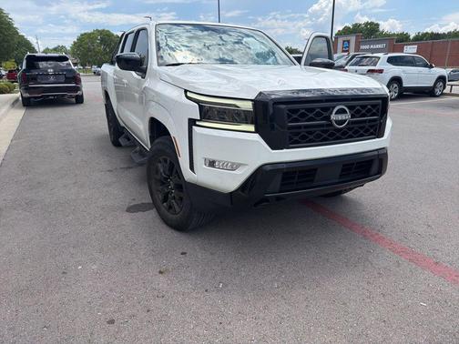Glacier White 2023 Nissan Frontier SV
