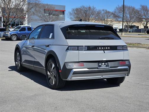 2026 Hyundai IONIQ 5 SEL