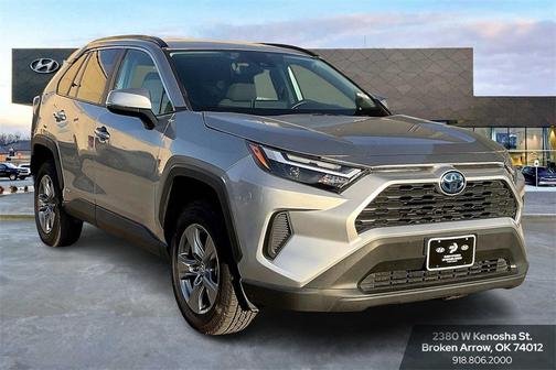 2024 Toyota RAV4 Hybrid XLE
