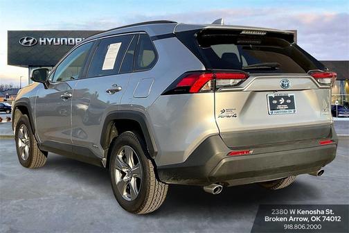 2024 Toyota RAV4 Hybrid XLE