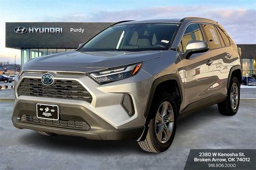 2024 Toyota RAV4 Hybrid XLE