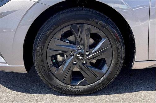 2023 Hyundai ELANTRA HEV Blue