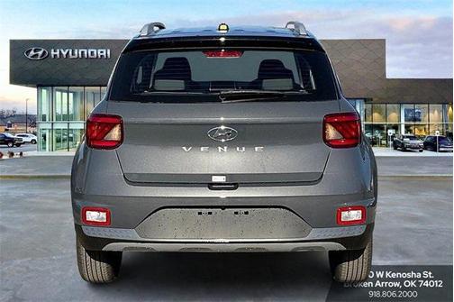 2025 Hyundai VENUE Limited