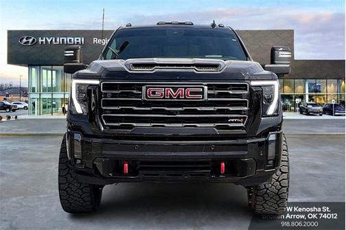 2024 GMC Sierra 2500 AT4