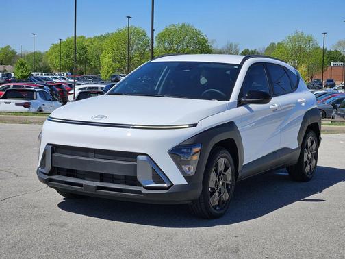 Atlas White 2026 Hyundai KONA SEL Sport