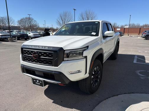 2024 Nissan Frontier PRO-4X