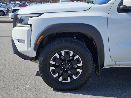 2024 Nissan Frontier PRO-4X