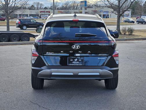 Abyss Black Pearl 2026 Hyundai KONA Limited
