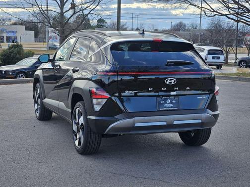 Abyss Black Pearl 2026 Hyundai KONA Limited