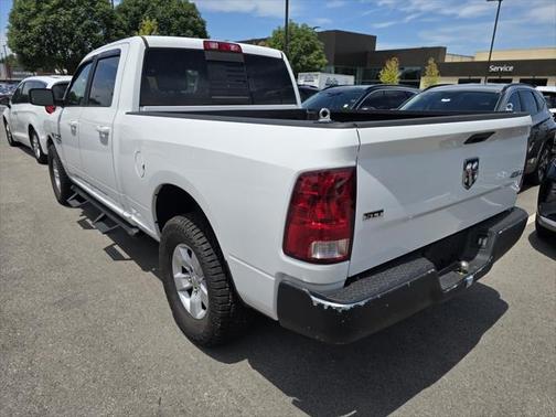 2019 RAM 1500 SLT