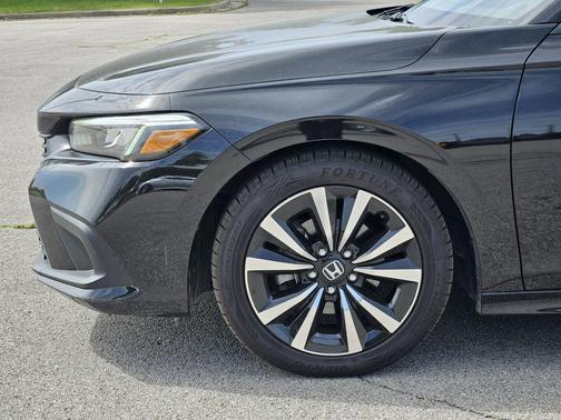 Crystal Black Pearl 2024 Honda Civic EX