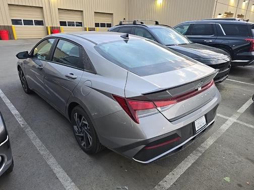 2025 Hyundai ELANTRA Sport