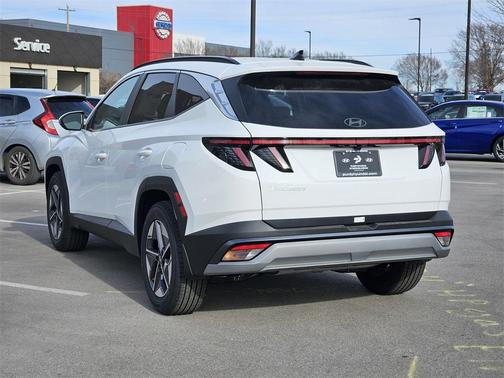 2026 Hyundai TUCSON SEL Premium