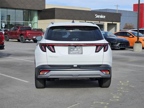 2026 Hyundai TUCSON SEL Premium