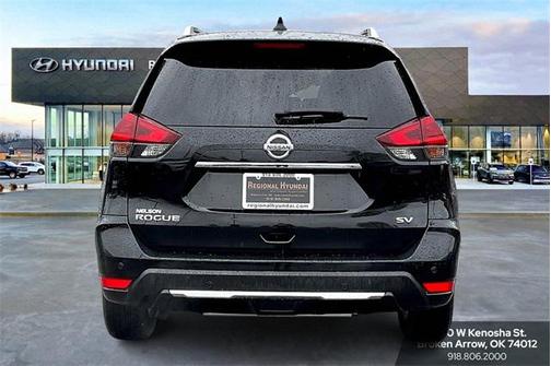 2020 Nissan Rogue SV
