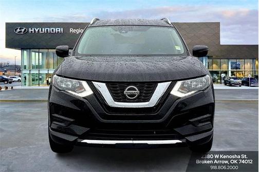 2020 Nissan Rogue SV