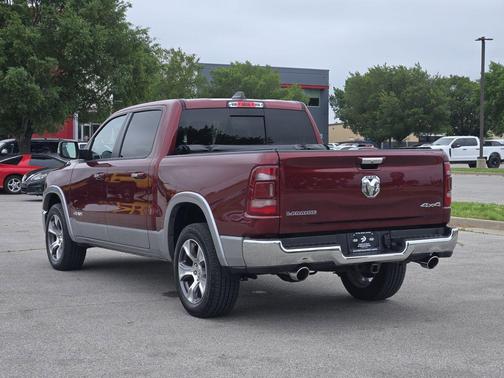 Delmonico Red Pearlcoat 2021 RAM 1500 Laramie