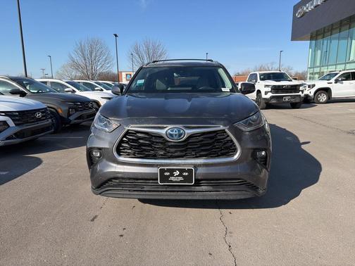 2024 Toyota Highlander Hybrid Limited