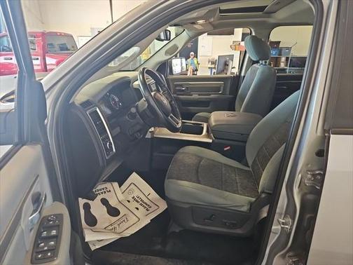 2019 RAM 1500 SLT