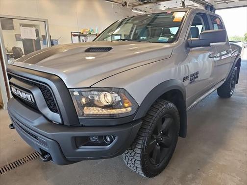 2019 RAM 1500 SLT