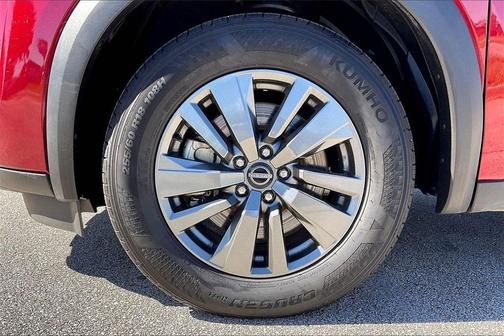 2024 Nissan Pathfinder SV 4WD