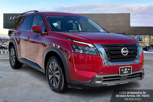 2024 Nissan Pathfinder SV 4WD
