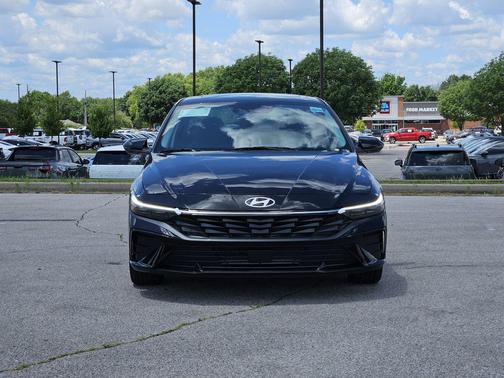 Abyss Black 2026 Hyundai ELANTRA Limited