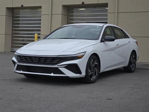 2025 Hyundai ELANTRA Sport