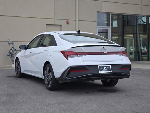 2025 Hyundai ELANTRA Sport