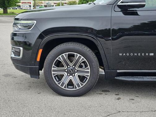 Diamond Black Crystal Pearlcoat 2025 Jeep Wagoneer Carbide 4x4