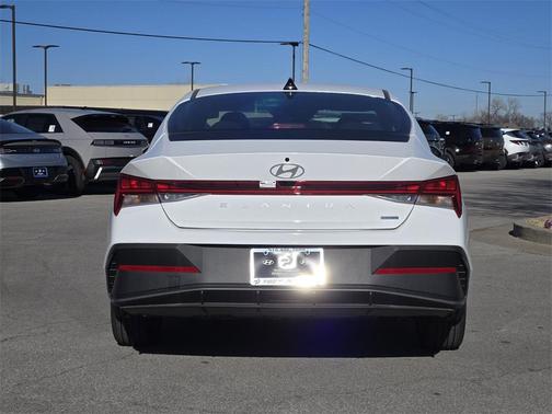 2025 Hyundai ELANTRA HEV Blue