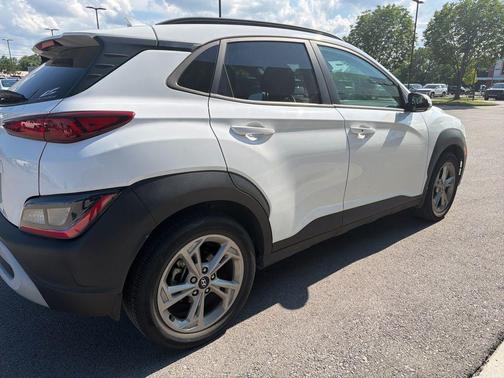 Lunar White 2023 Hyundai KONA SEL