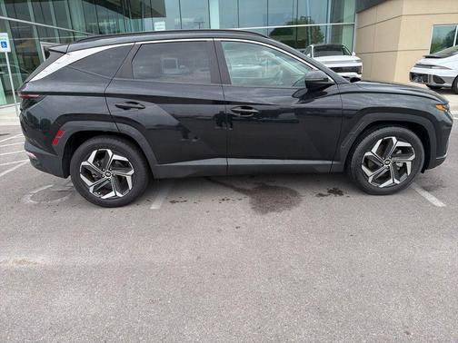 Phantom Black 2022 Hyundai TUCSON SEL