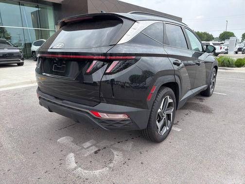Phantom Black 2022 Hyundai TUCSON SEL