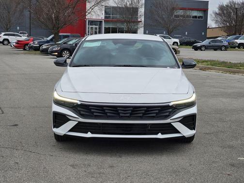 2026 Hyundai ELANTRA HEV SEL Sport