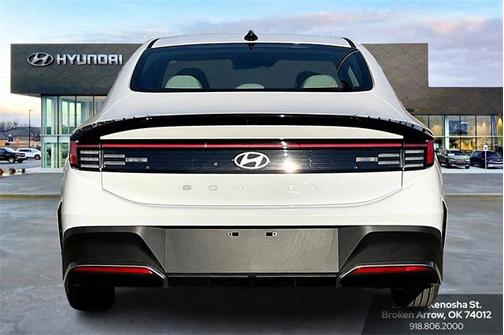 2025 Hyundai SONATA SE