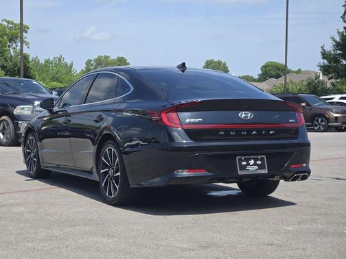Phantom Black 2020 Hyundai SONATA SEL Plus